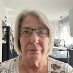 Pam Duperron Profile Picture